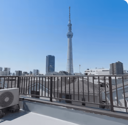 Tokyo Skytree view from the rooftop terrace of Yurie's Airbnb